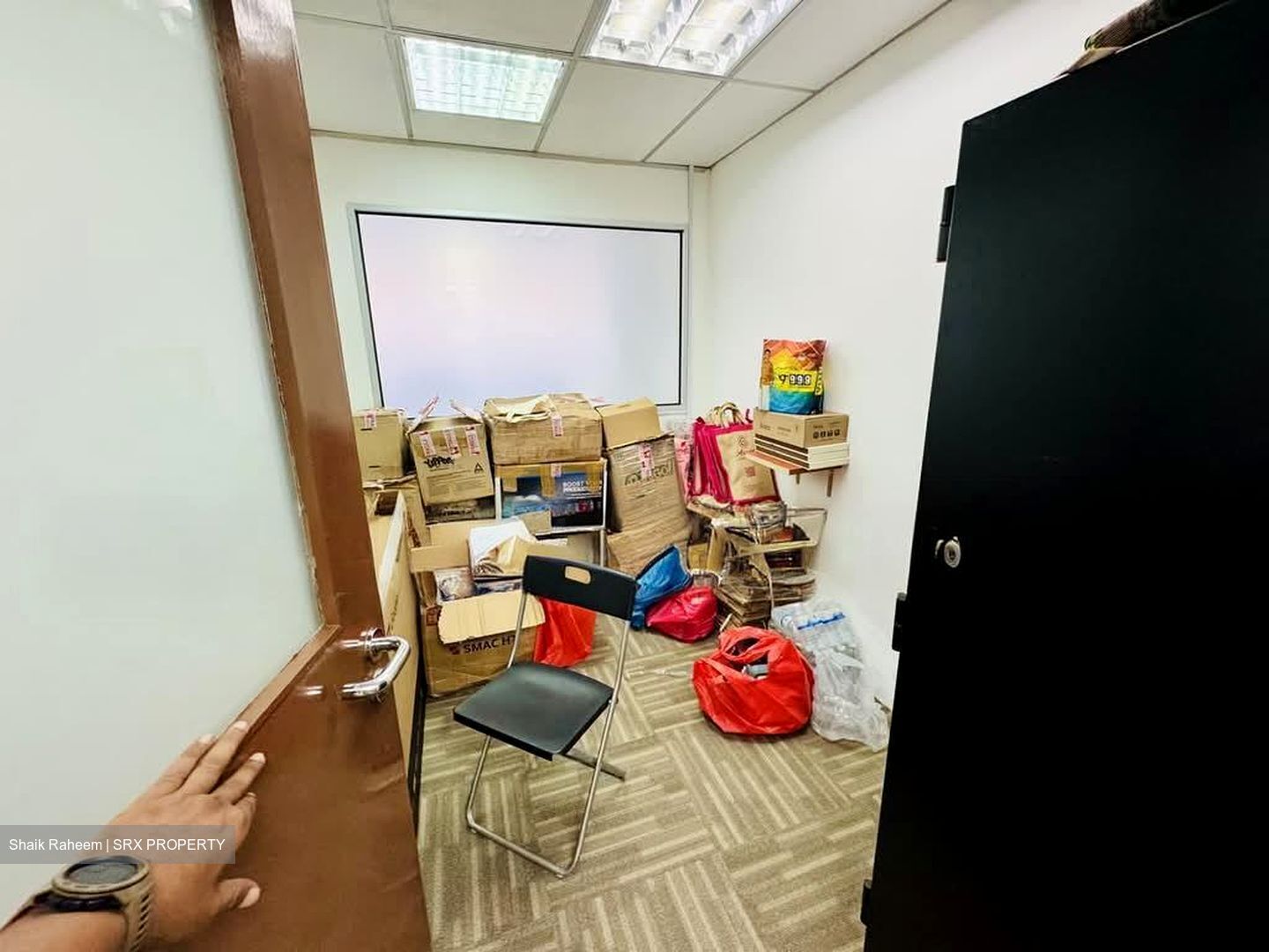 Sim Lim Tower (D8), Office #564002391
